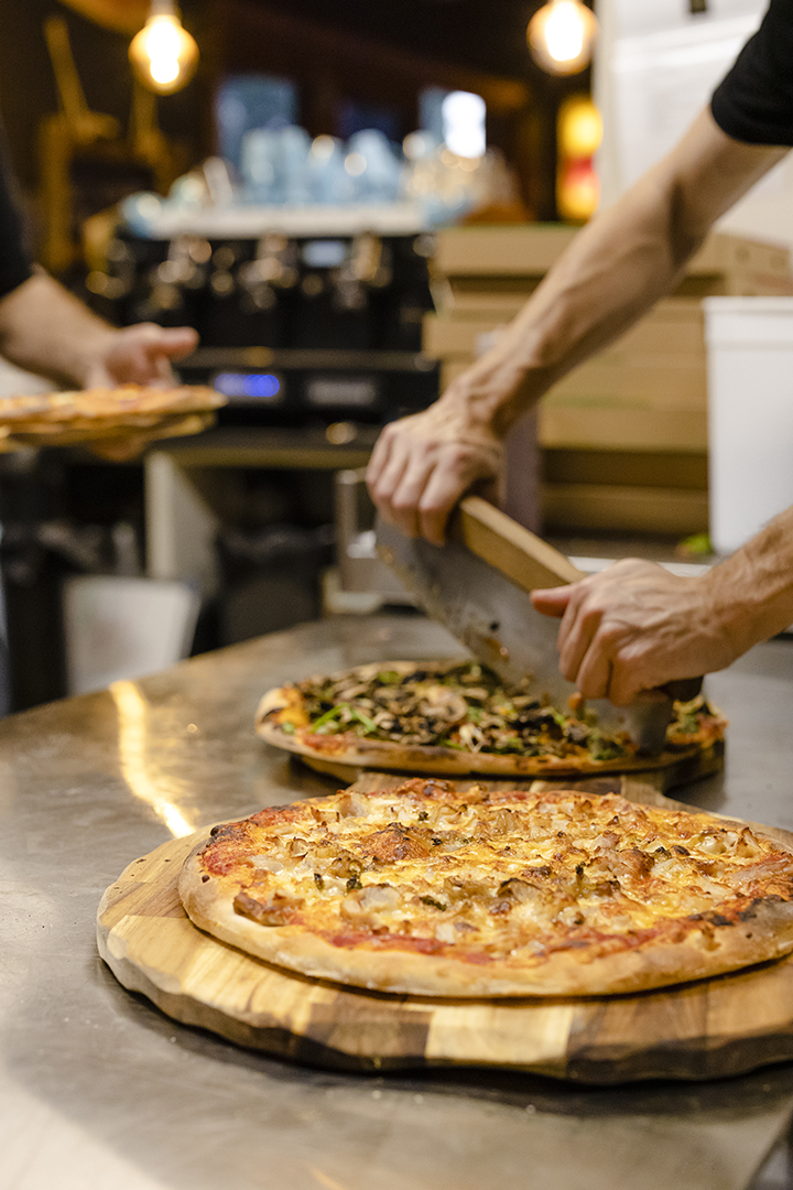 Stone-top pizza